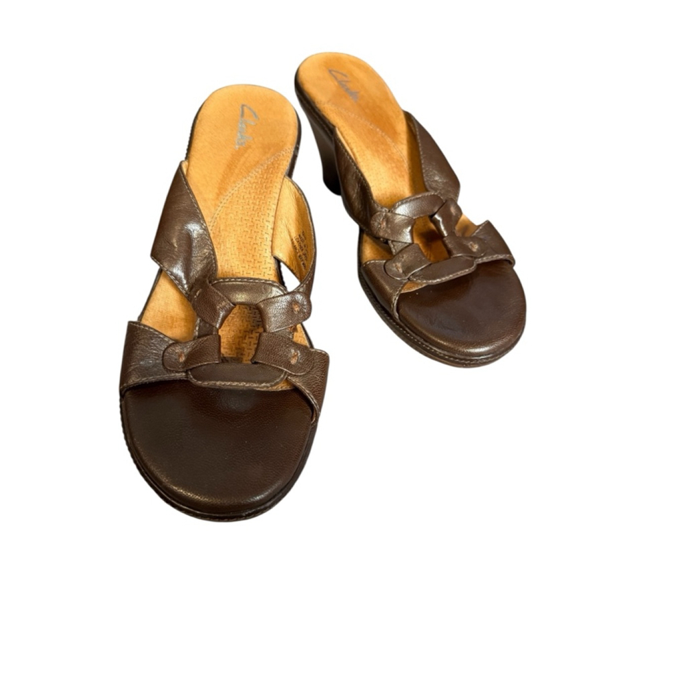 Clarks Brown Leather Heel Sandals Size 8.5M - Picture 11 of 11